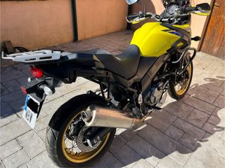 Suzuki Vstrom 650 XT Adventure Moto
