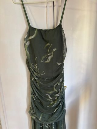 Vestido largo verde Glowrias con estampado floral