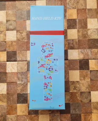 Micrófono Karaoke Inalámbrico Bluetooth LED Rosa .