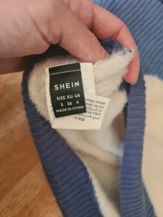 Jersey Shein rayas azul y blanco