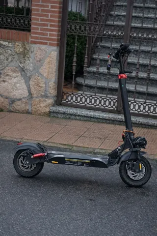 Patinete Eléctrico Negro
