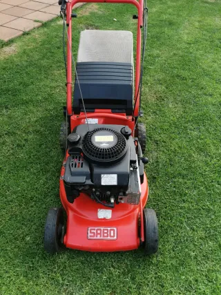 Cortacésped Sabo ROJO 43 Turbo start. Segadora