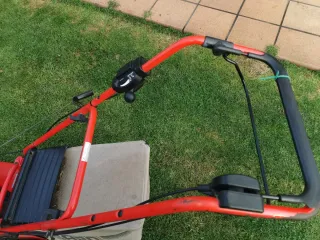 Cortacésped Sabo ROJO 43 Turbo start. Segadora