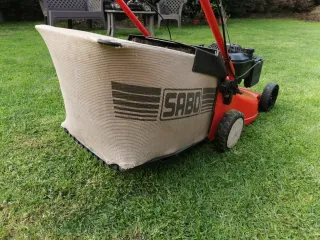 Cortacésped Sabo ROJO 43 Turbo start. Segadora