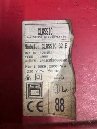 Cortacésped Eléctrico Rojo