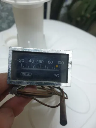 Termometro vintage con sonda