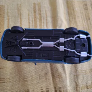 Modellino Jaguar S-Type Blu