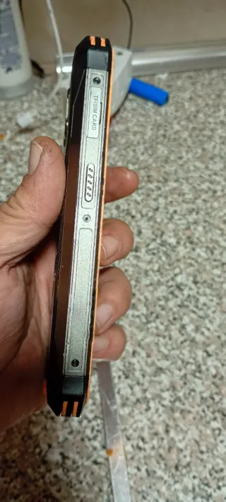 Móvil Doogee Negro/Naranja