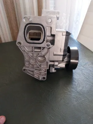 Bomba de agua Opel Astra