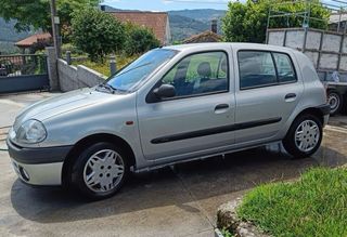 Renault Clio 2001