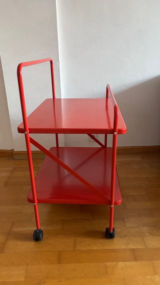 Carro auxiliar Ikea rojo acero