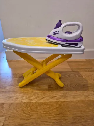 Plancha de juguete con tabla