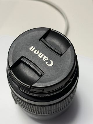 Objetivo Canon EF-S 18-55mm f/3.5-5.6 III