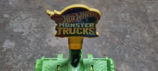 Pista Hot Wheels Monster Trucks