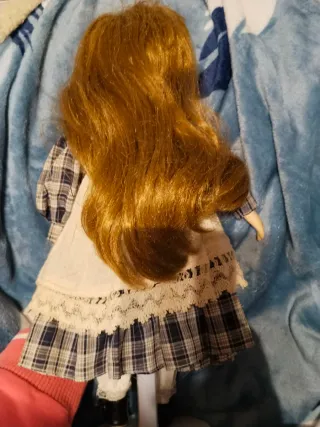 Muñeca de porcelana vintage