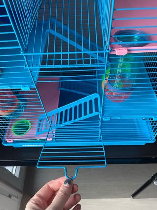 Jaula para hámster con tubos