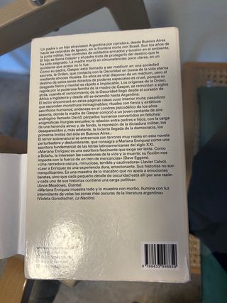 Libro Nuestra parte de noche Mariana Enriquez