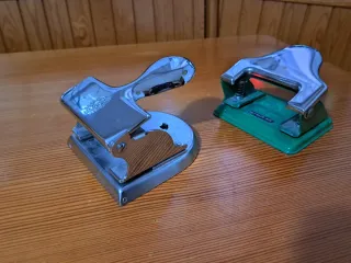 Grapadora antigua decorativa cromada