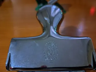 Grapadora antigua decorativa cromada