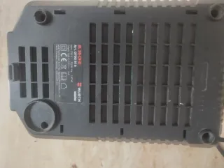 Cargador DeWalt DCB115