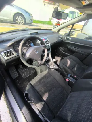 Peugeot307 1.6hdi NEGOCIABLE INYECTOR FUGA