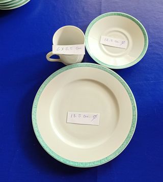 Juego de desayuno con taza y plato