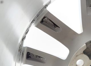 Llanta volkswagen 2379932 3g0601025bm passat 2.0