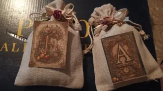 Sacchettini lavanda decorati a mano