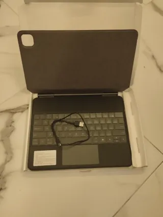 Funda Teclado Magnética Desmontable