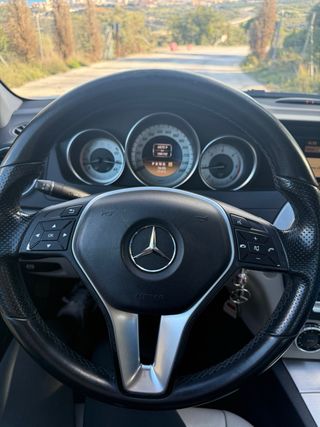 Mercedes-Benz Clase C 2011