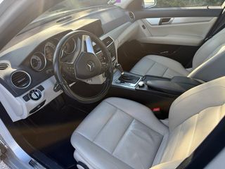 Mercedes-Benz Clase C 2011