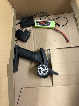 Barco RC Blanco y Negro