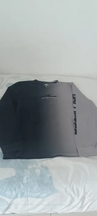 Camiseta Hollister DegradadoNegro/Gris manga larga