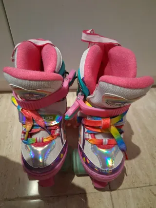 Patines de niña unicornio arcoíris