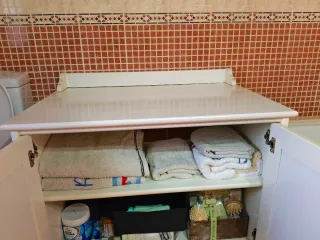 Set di mobili da bagno bianco in legno