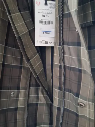 Gabardina Zara cuadros edición limitada