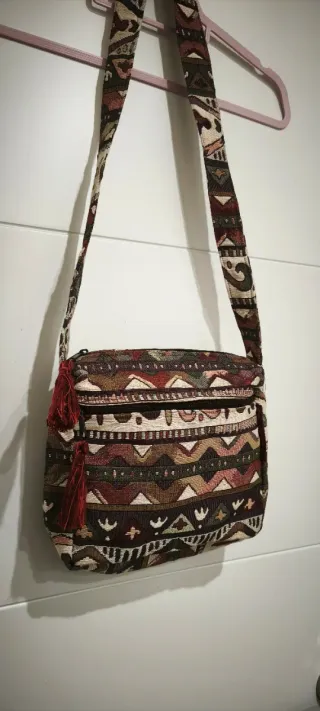 Bolso bandolera estampado étnico