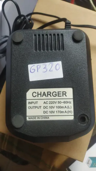 KSC-27-L  Cargador rápido para Motorola GP-1200