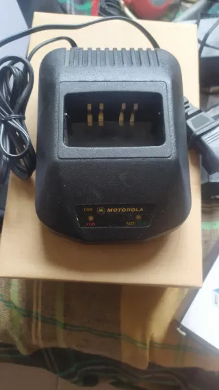 KSC-27-L  Cargador rápido para Motorola GP-1200