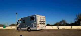 AUTOCARAVANA DETHLEFFS Globebus 011