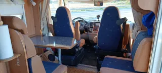 AUTOCARAVANA DETHLEFFS Globebus 011