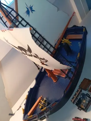 Barco Pirata Playmobil con Figuras y Accesorios