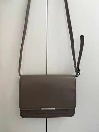 Bolso bandolera gris