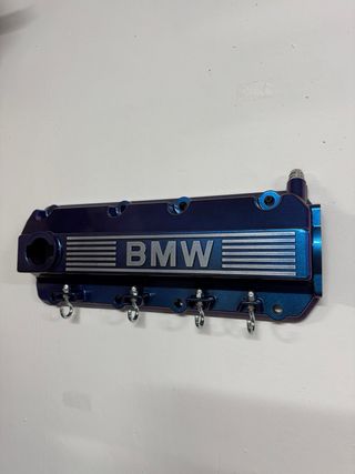 Cuelgallaves exclusivo bmw.