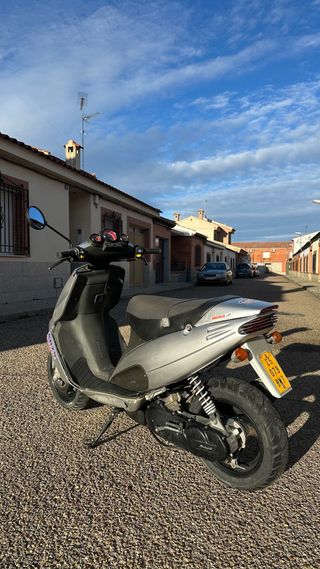 Malaguti Phantom F12