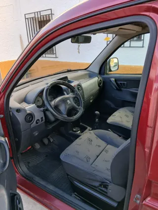 Peugeot Partner 2003