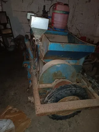 Sembradora de patatas automática