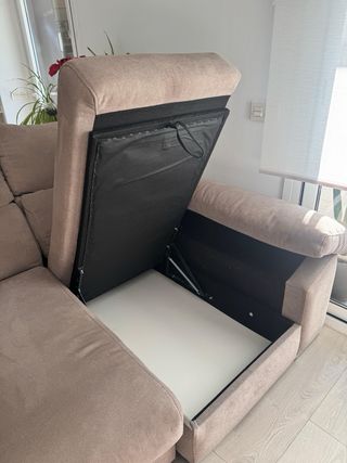 Sofá chaise longue 4 plazas con arcón