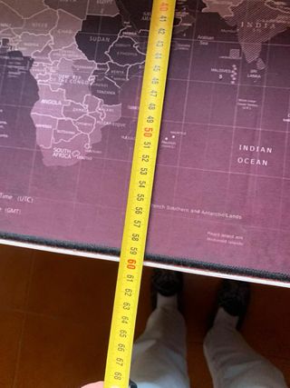 Escritorio blanco y negro metal y madera