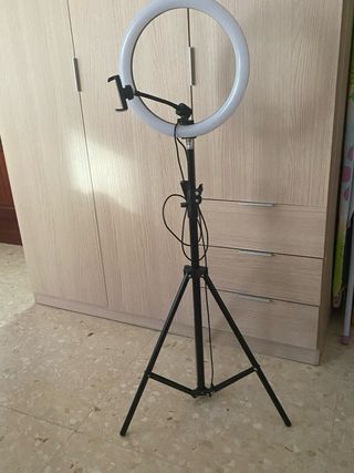 Aro de luz con trípode y soporte móvil